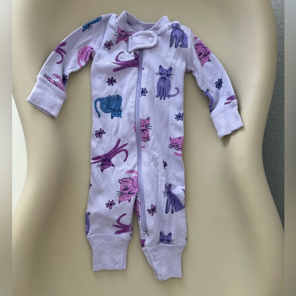 Hanna Andersson Cat Zippered Sleeper- size newborn